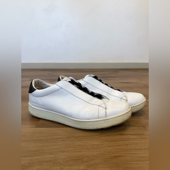 Armani Exchange White Leather Low-Top Sneakers - Picture 1 of 13